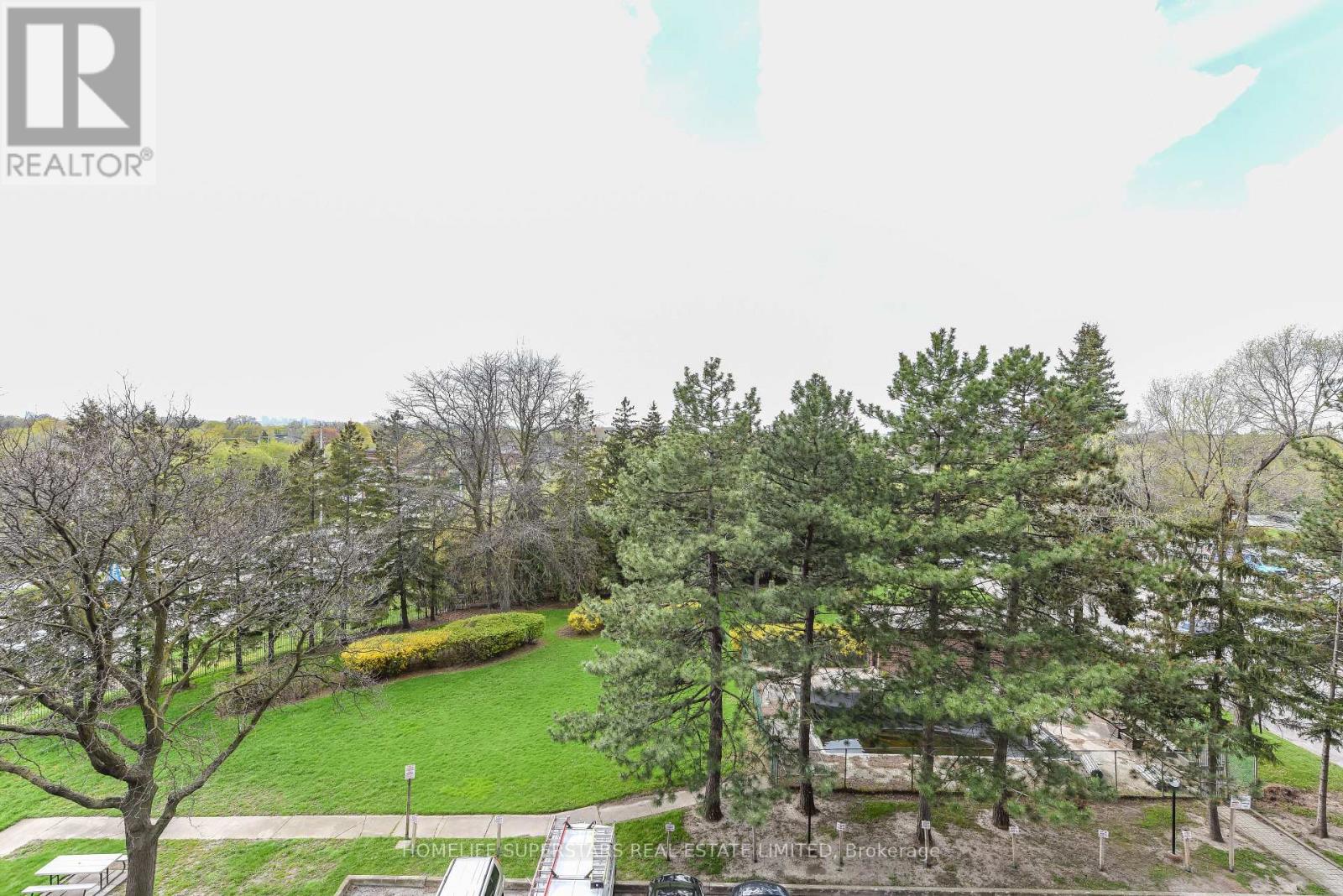 #511 3533 DERRY ROAD E - 28