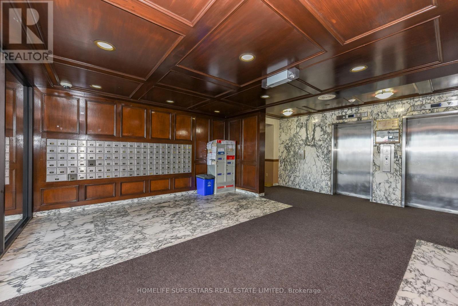 #511 3533 DERRY ROAD E - 31