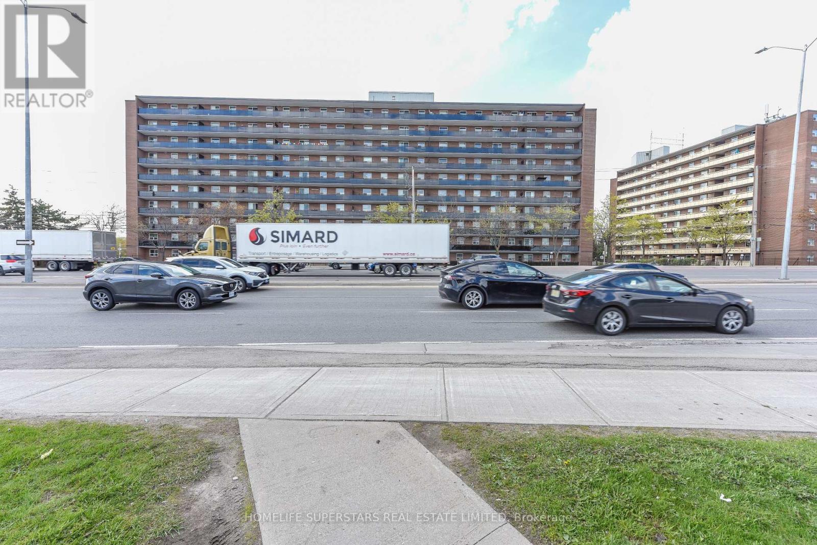 #511 3533 DERRY ROAD E - 34