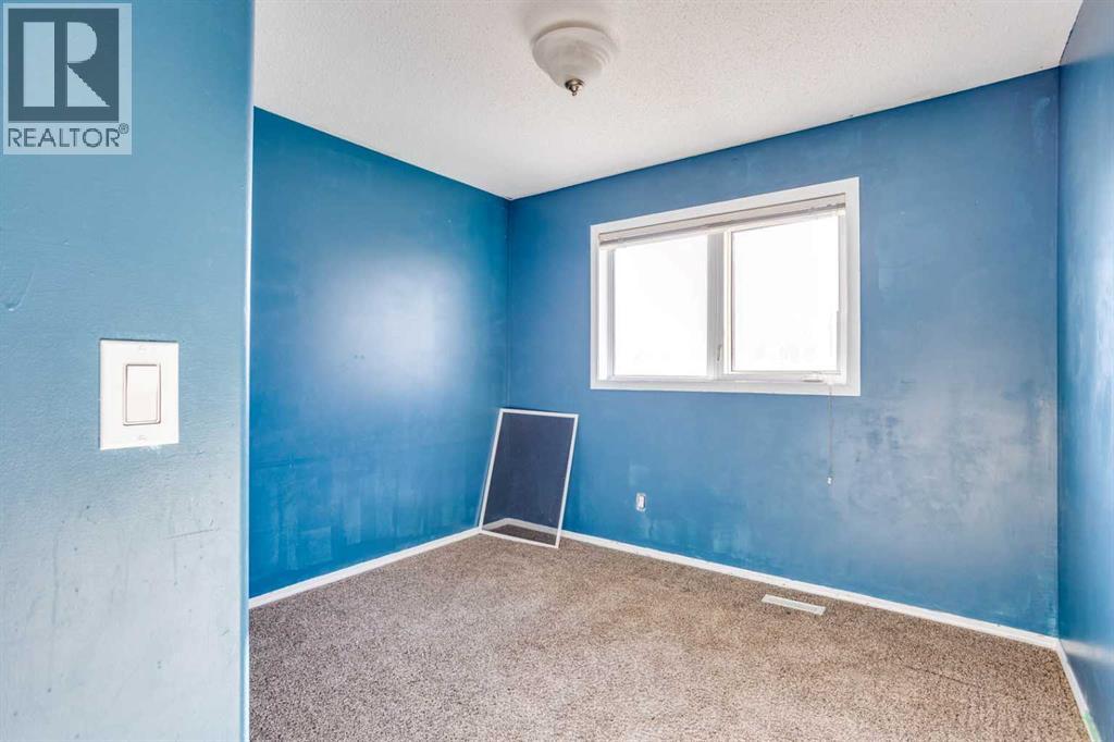 152 Shetland Garden, Fort McMurray