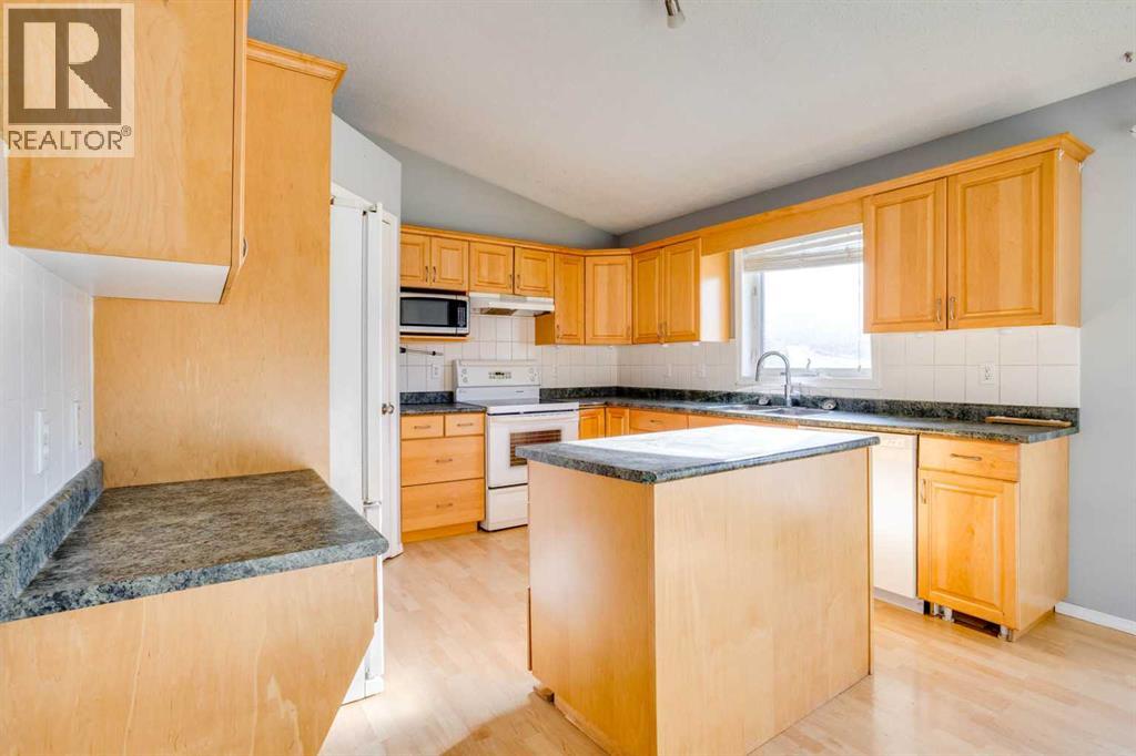 152 Shetland Garden, Fort McMurray