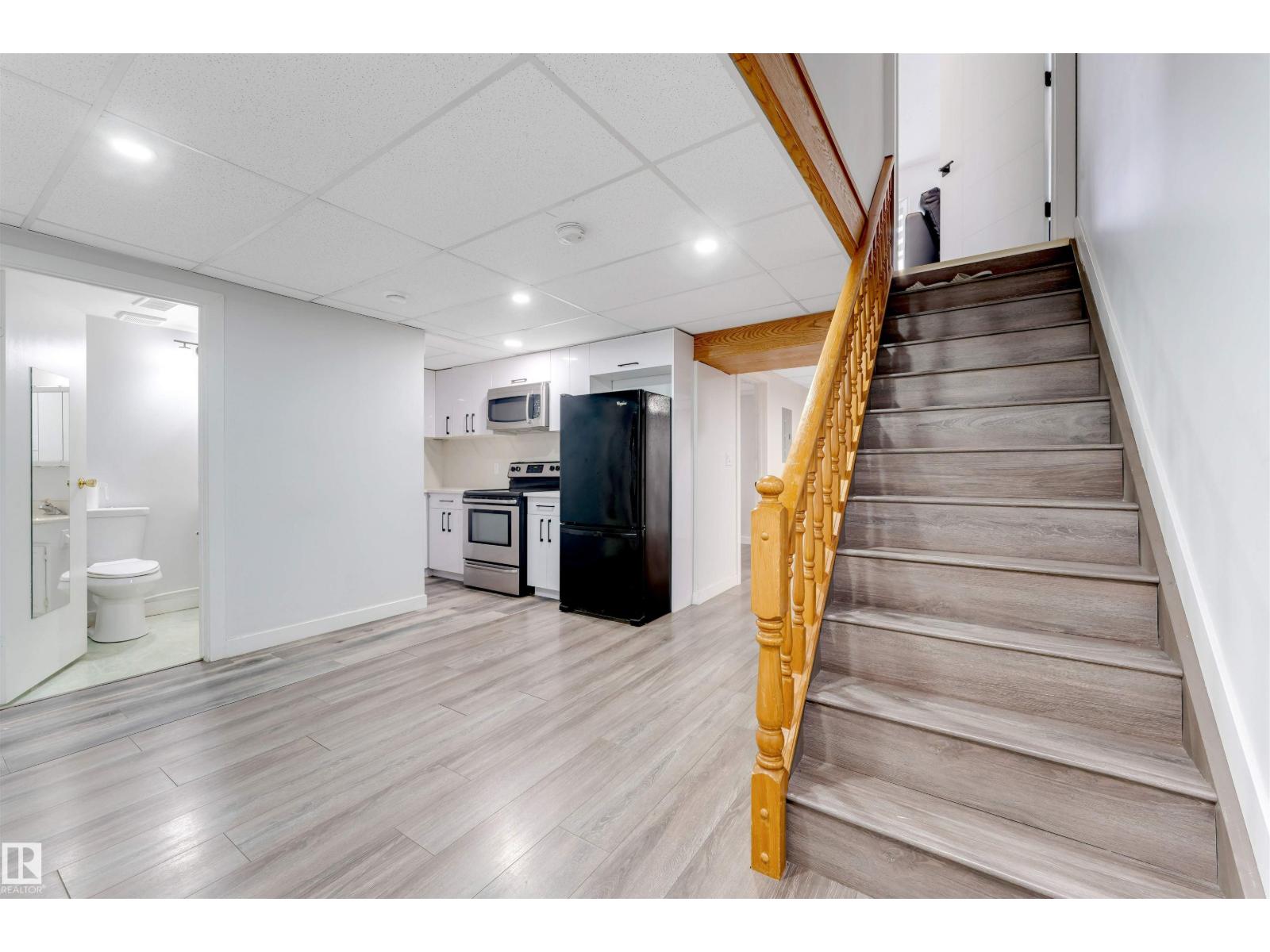 3619 34A AV NW, Edmonton