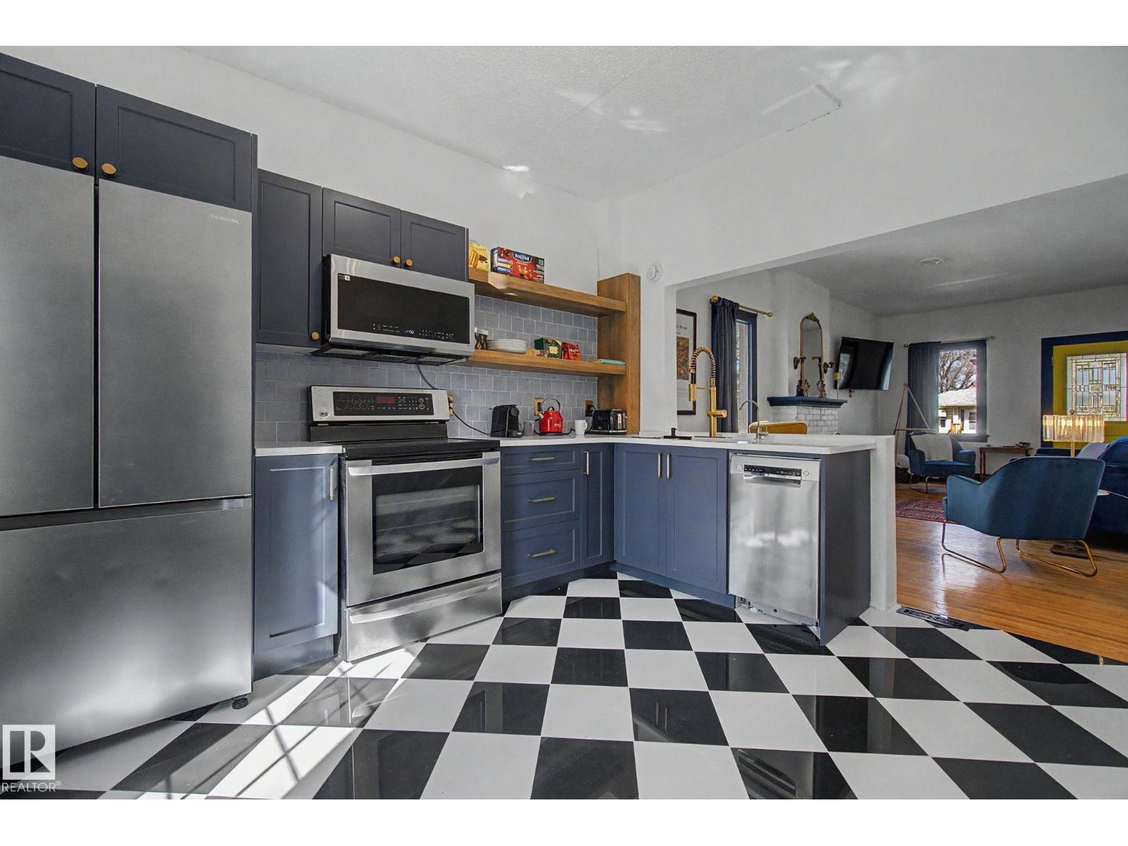 11512 122 ST NW NW, Edmonton