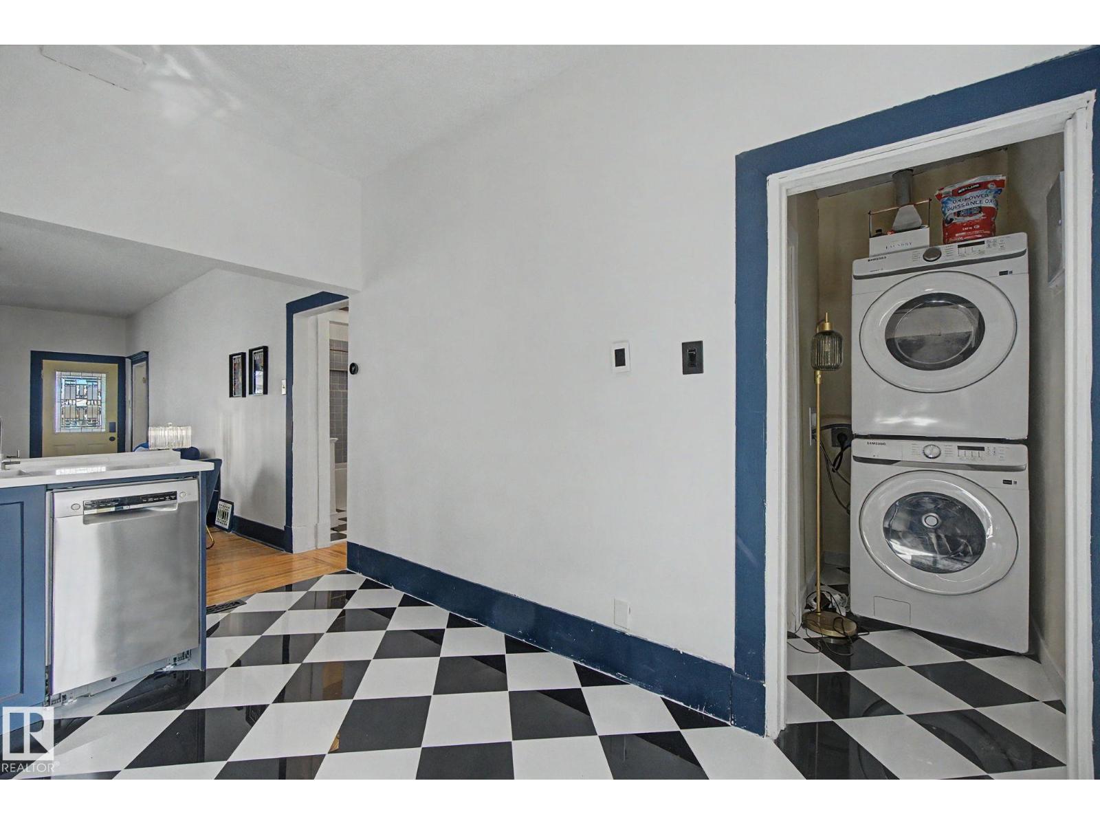 11512 122 ST NW NW, Edmonton