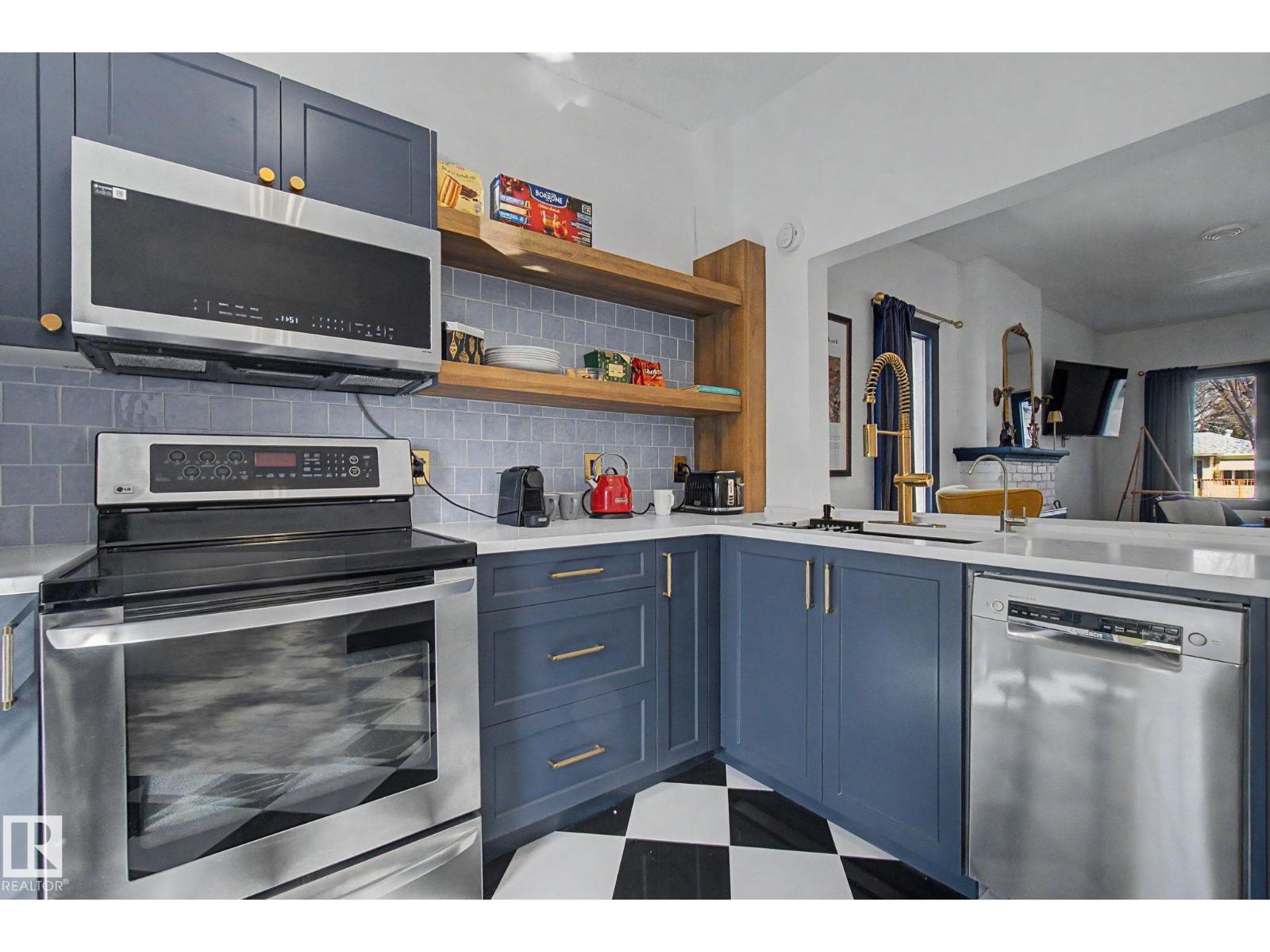 11512 122 ST NW NW, Edmonton