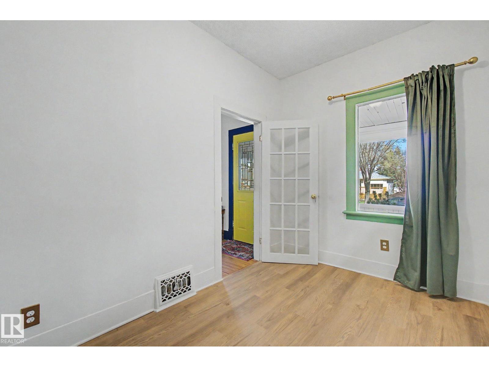 11512 122 ST NW NW, Edmonton
