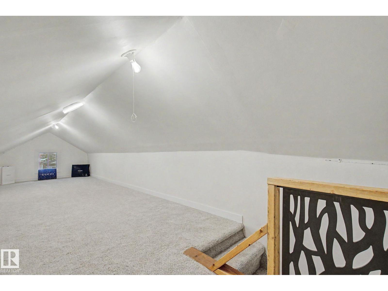 11512 122 ST NW NW, Edmonton