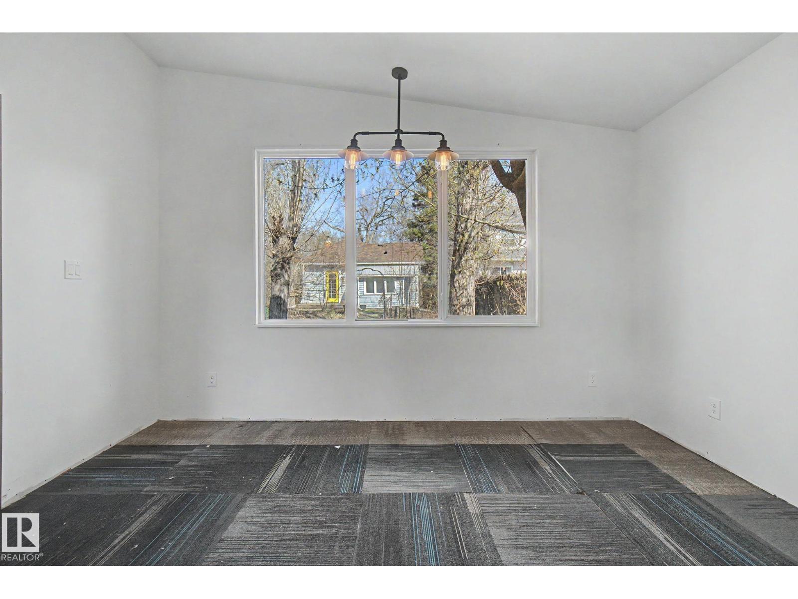 11512 122 ST NW NW, Edmonton
