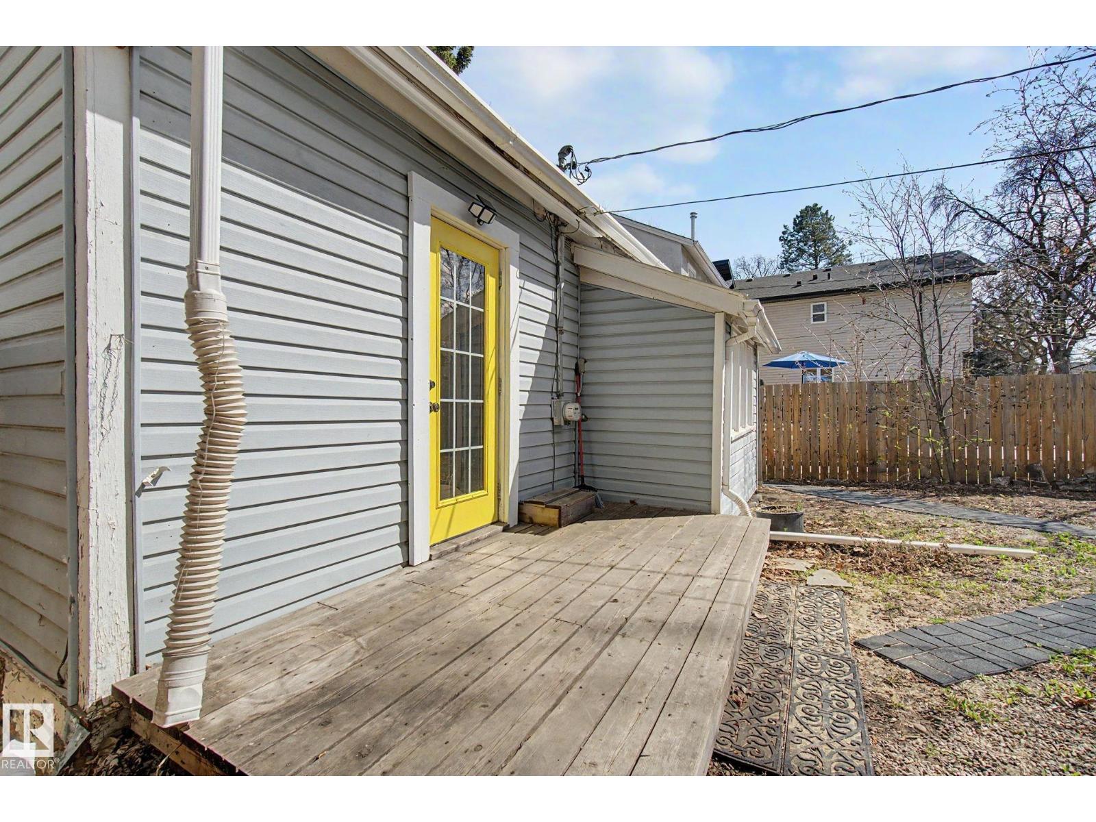 11512 122 ST NW NW, Edmonton