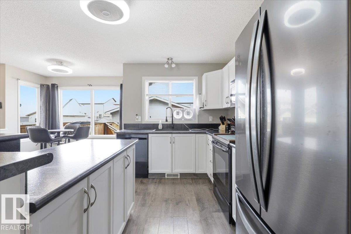 406 SONGHURST PL, Leduc