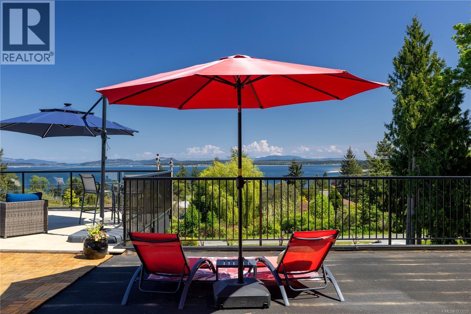 8630 Aldous Terr, North Saanich