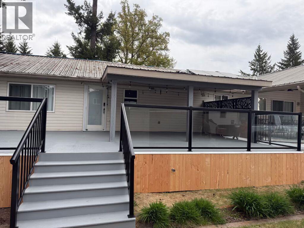 #12 6924 Squilax Anglemont Road - 22