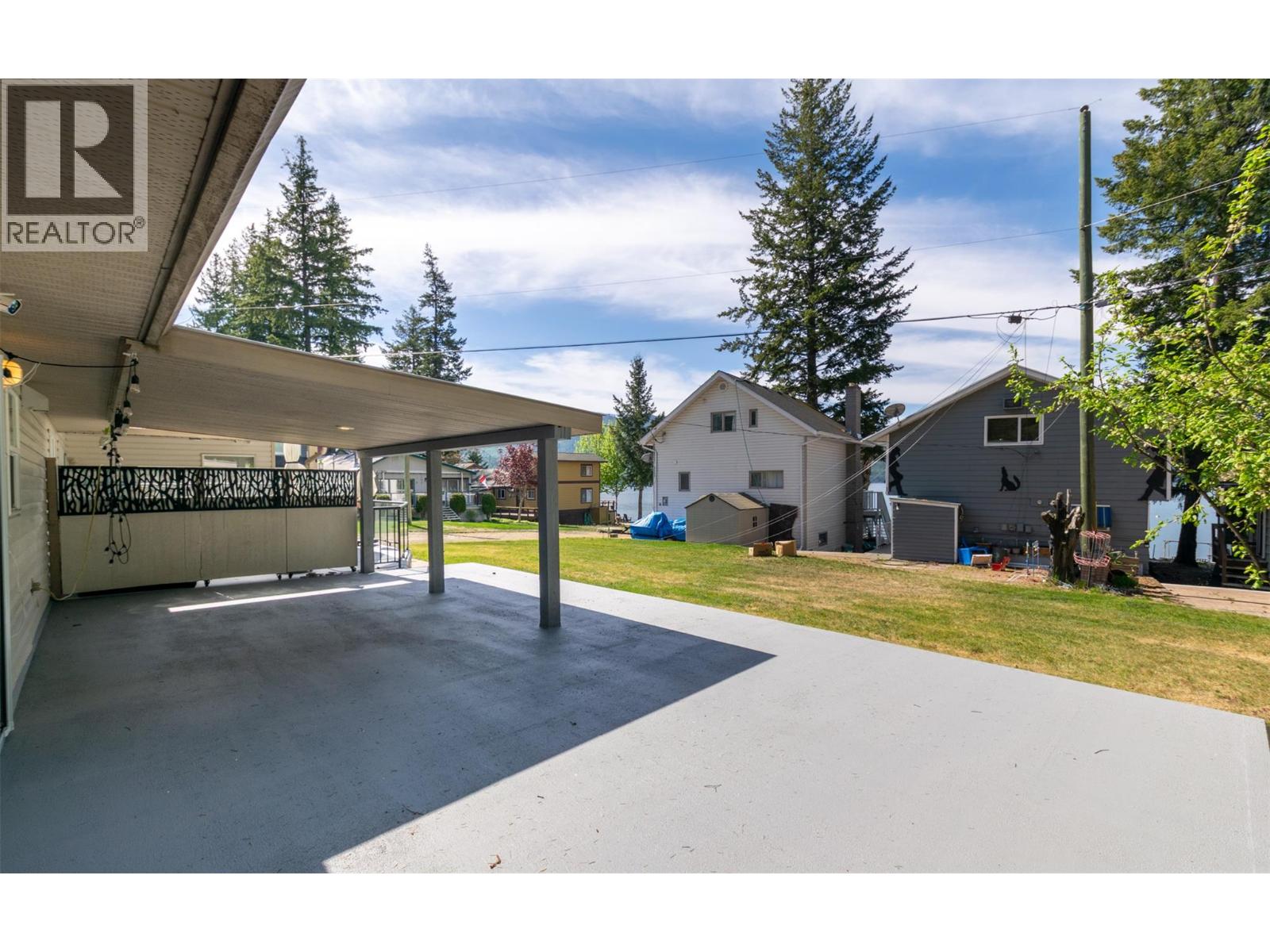 #12 6924 Squilax Anglemont Road - 27
