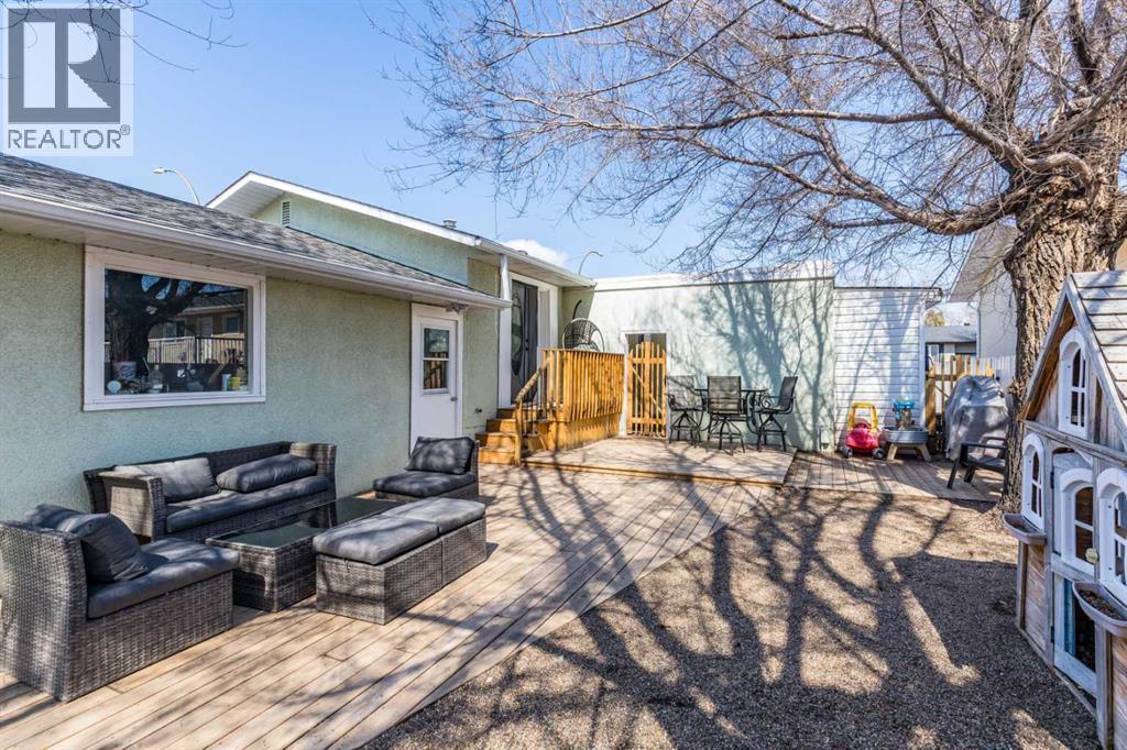 1797 4 Avenue NE - 43