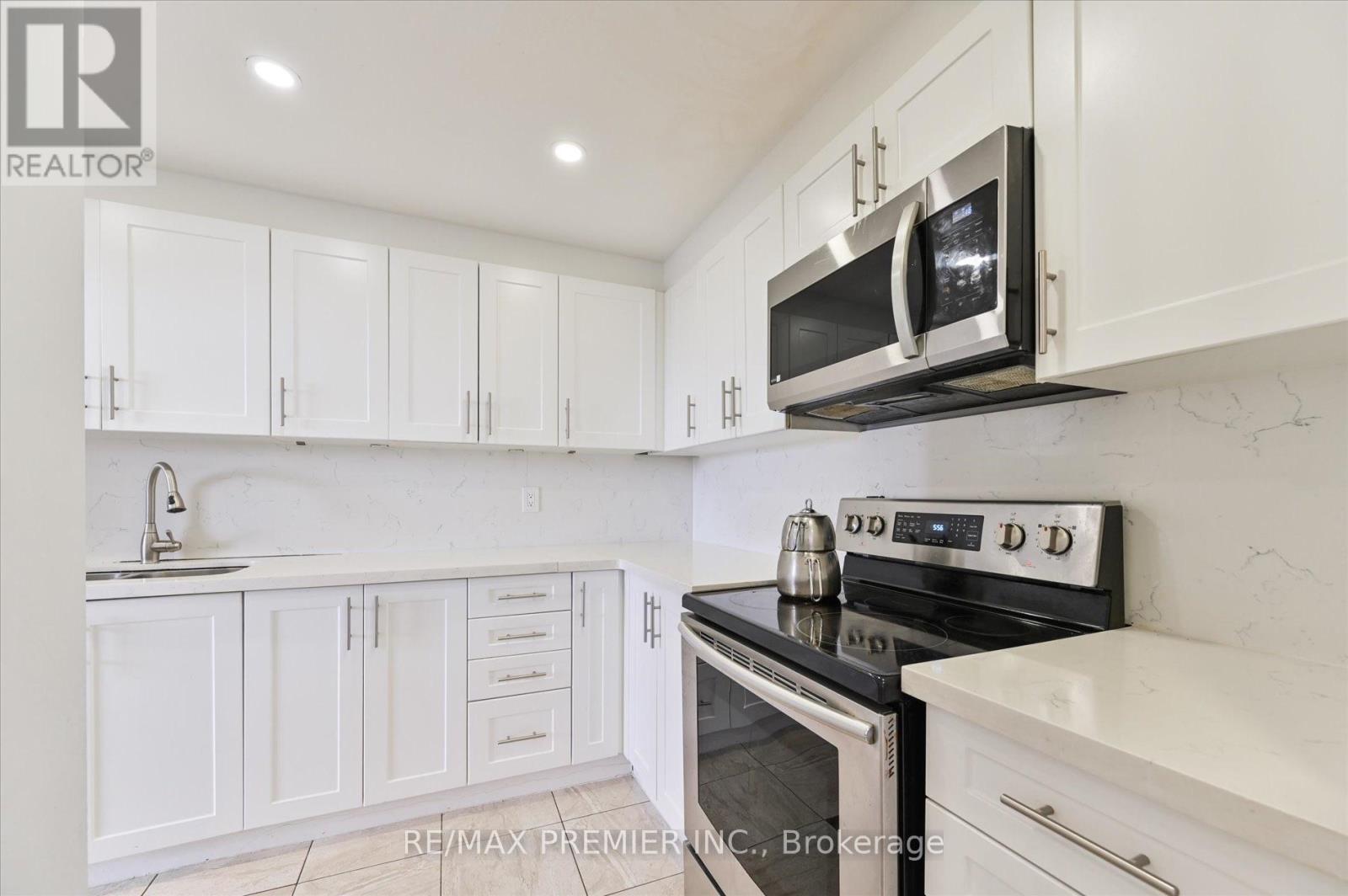 #716 80 GRANDRAVINE DRIVE - 2
