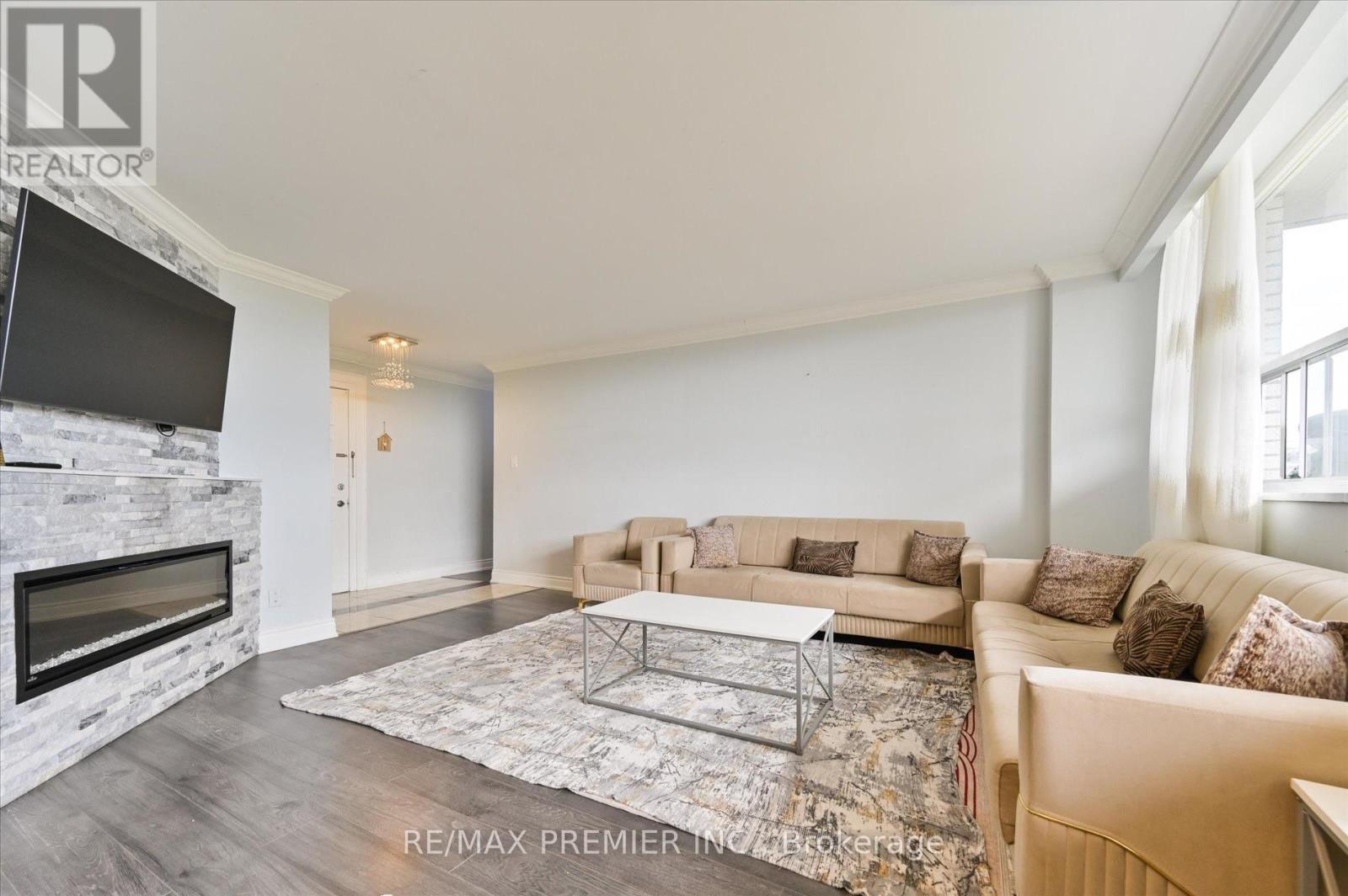 #716 80 GRANDRAVINE DRIVE - 5