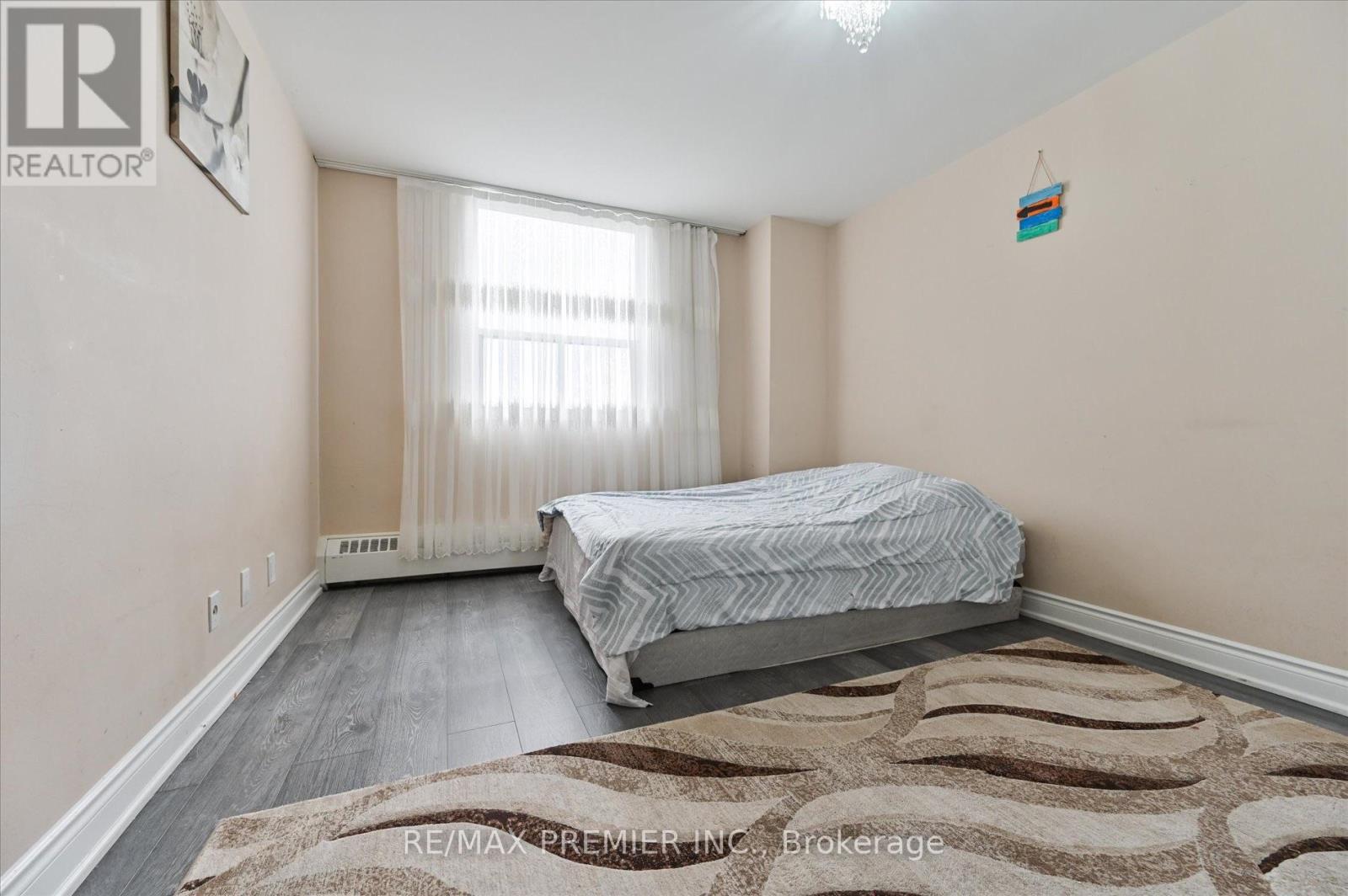 #716 80 GRANDRAVINE DRIVE - 6