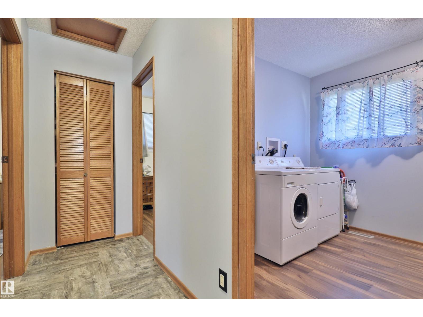 6309 49 ST - 22