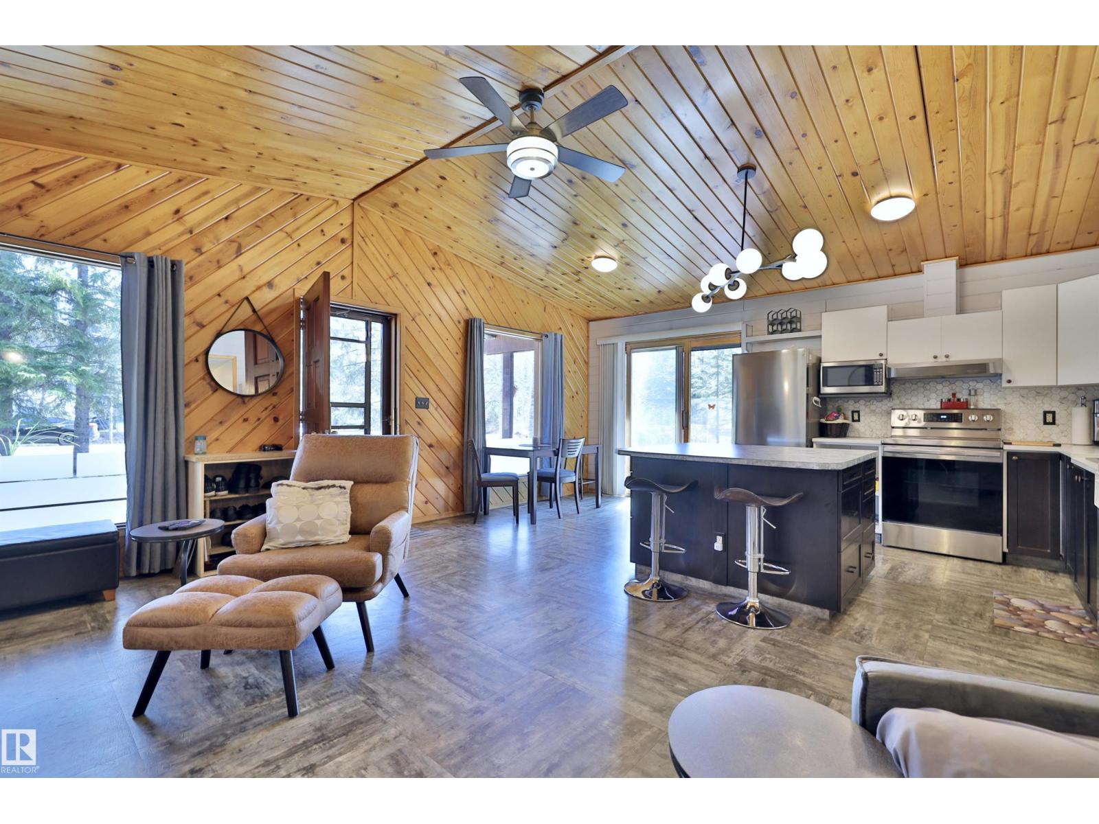 6309 49 ST - 13
