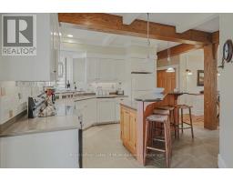 Den - 1020 Birch Glen Maple Cottage Week 5 Road, Lake Of Bays, ON P0B1A0 Photo 9