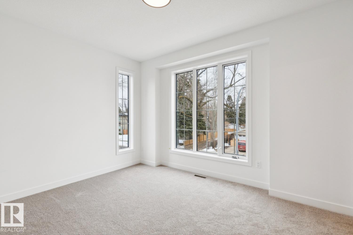14816 93 AV NW, Edmonton