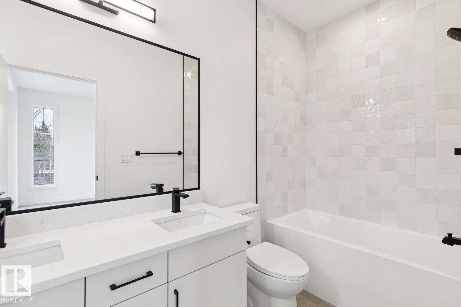 14816 93 AV NW, Edmonton