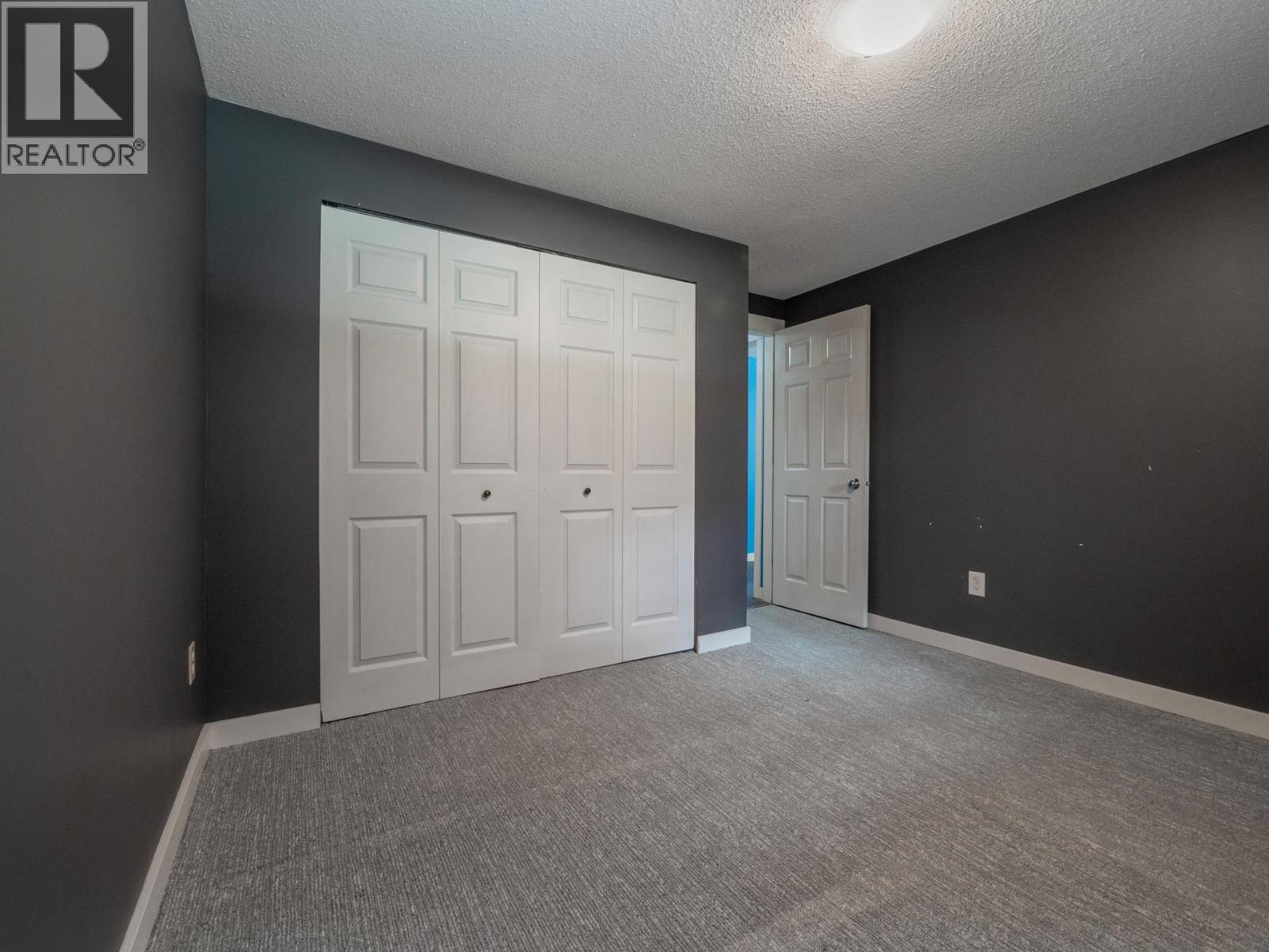 5750 SPINDRIFT STREET, Sechelt