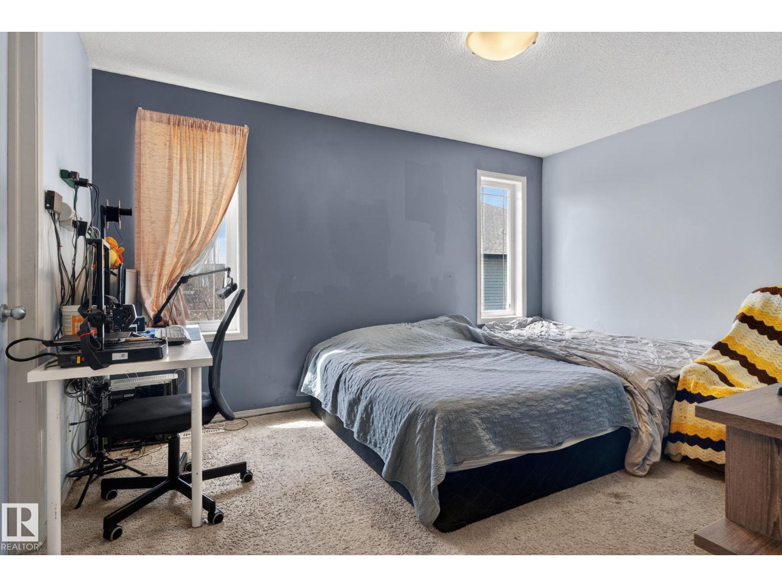 18 AUSTIN CO, Spruce Grove