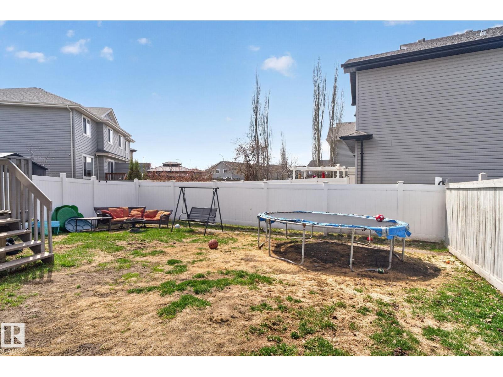 18 AUSTIN CO, Spruce Grove