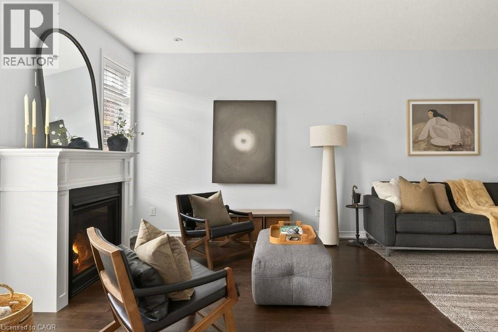 49 NARBONNE Crescent, Stoney Creek, Ontario, L8J0J7 — Photo 37