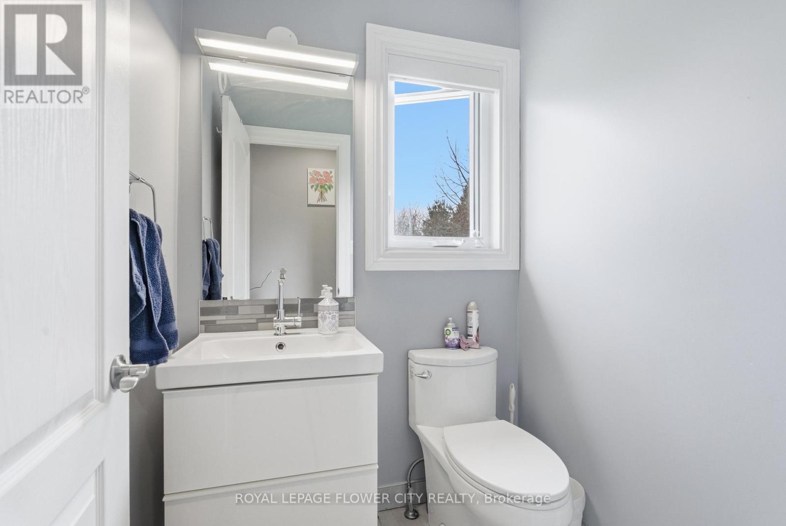 276 MILLCREEK DRIVE W - 18