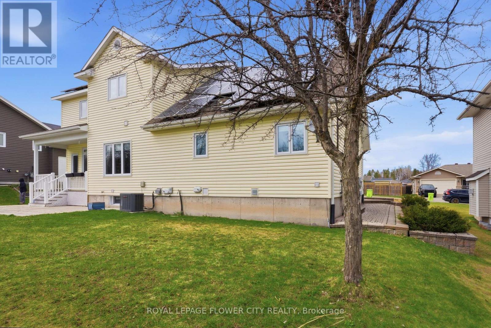 276 MILLCREEK DRIVE W - 50
