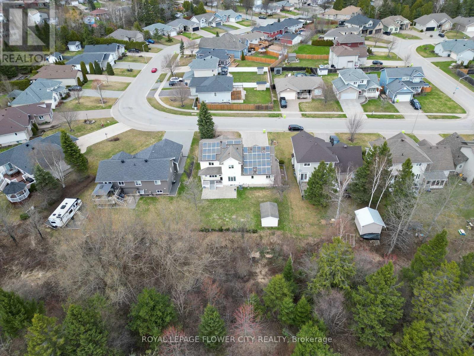 276 MILLCREEK DRIVE W - 6