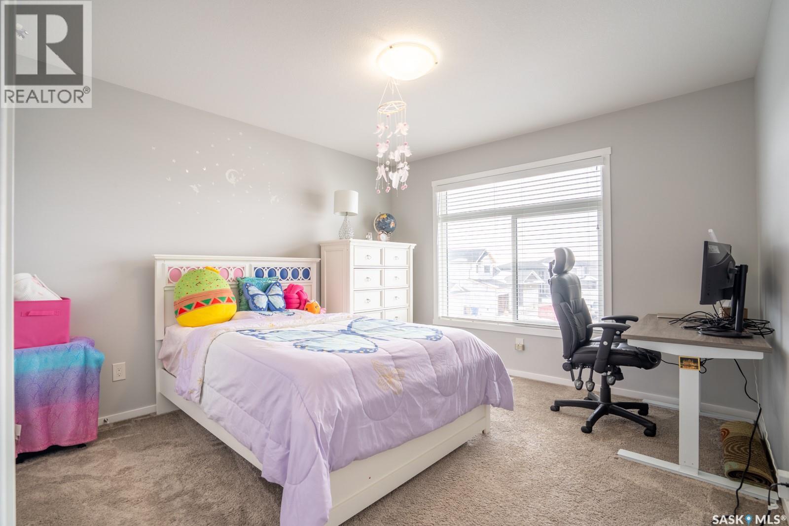 5144 Green CRESCENT E - 33