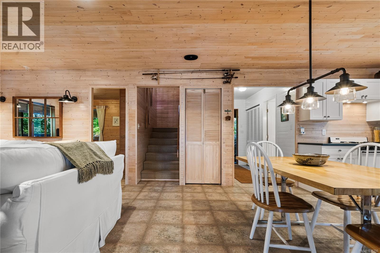 Lot 1472 Main Lake, Quadra Island Lake - 11