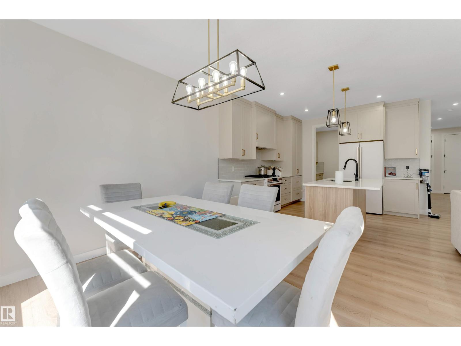 7007 169 AV NW NW, Edmonton