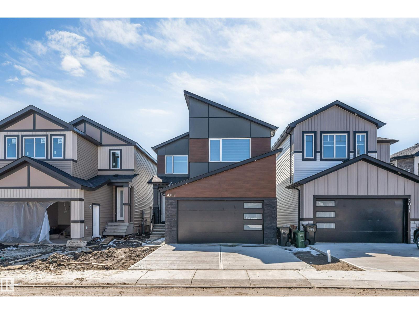 7007 169 AV NW NW, Edmonton
