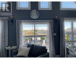 4 Ross Avenue thumbnail 16