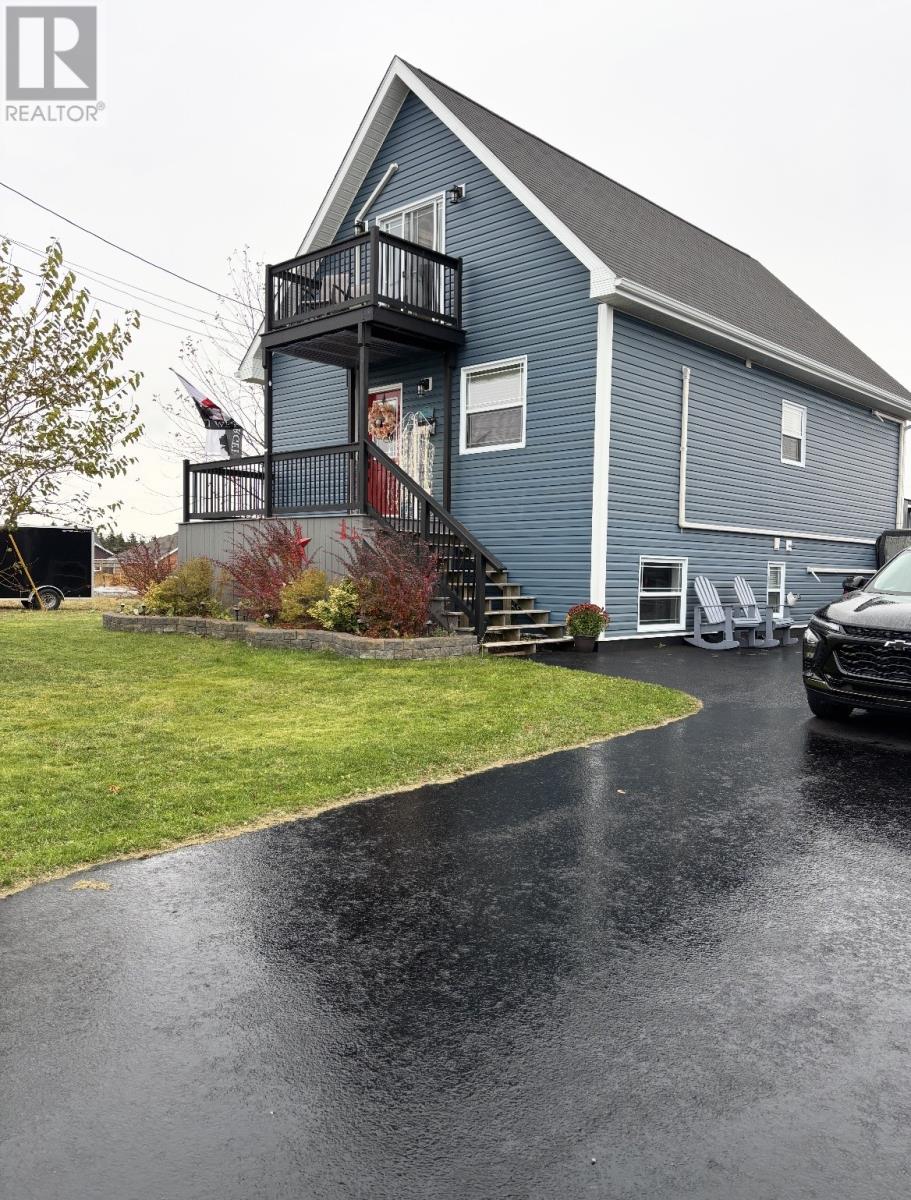 4 Ross Avenue - 3