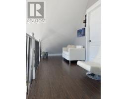 4 Ross Avenue thumbnail 26