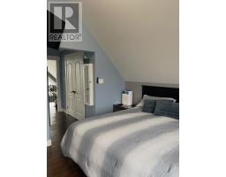 4 Ross Avenue thumbnail 29