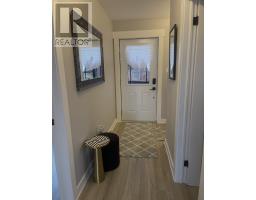 4 Ross Avenue thumbnail 4