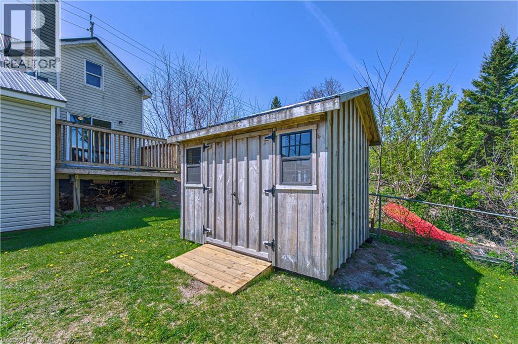 573 QUEEN ST E, St. Marys, Ontario, N4X1B1 — Photo 26