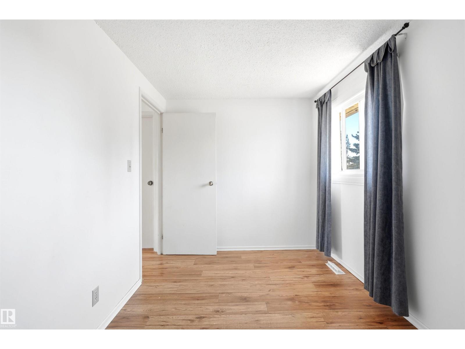 61 RIDGEWOOD TC, St. Albert