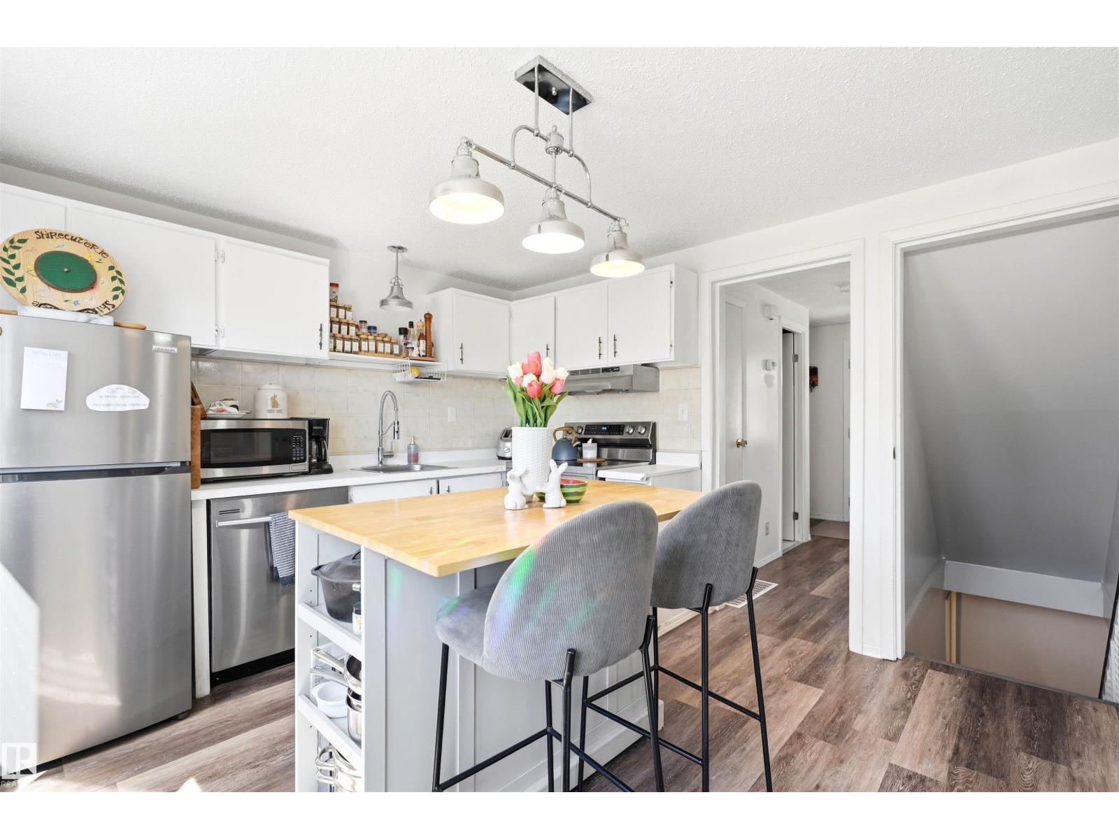 61 RIDGEWOOD TC, St. Albert