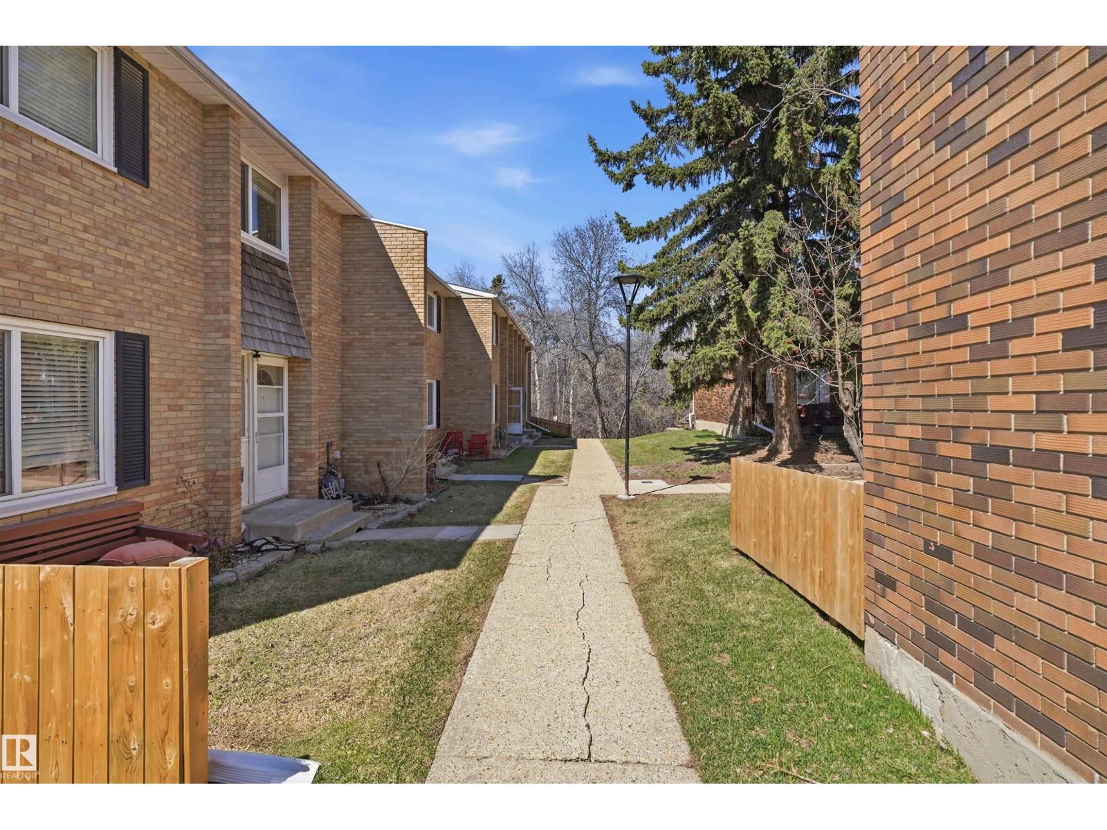 61 RIDGEWOOD TC - 33