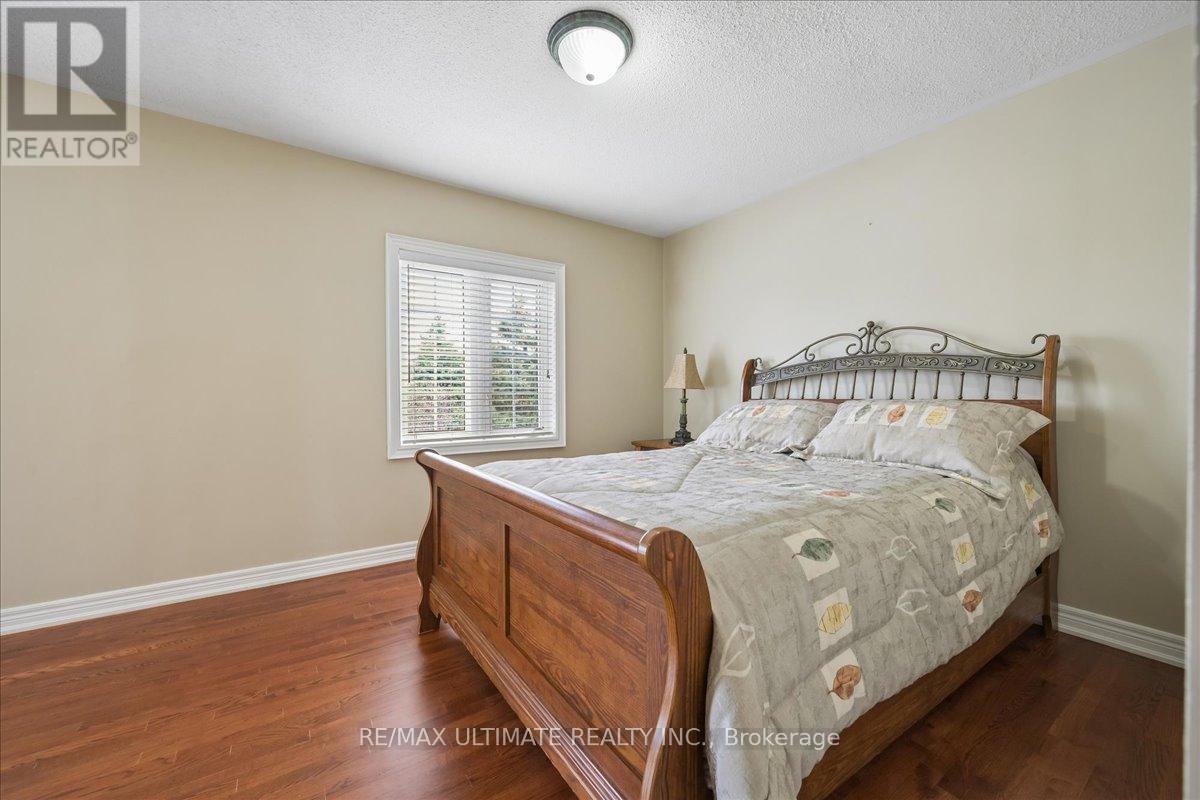 4 BATES COURT - 22
