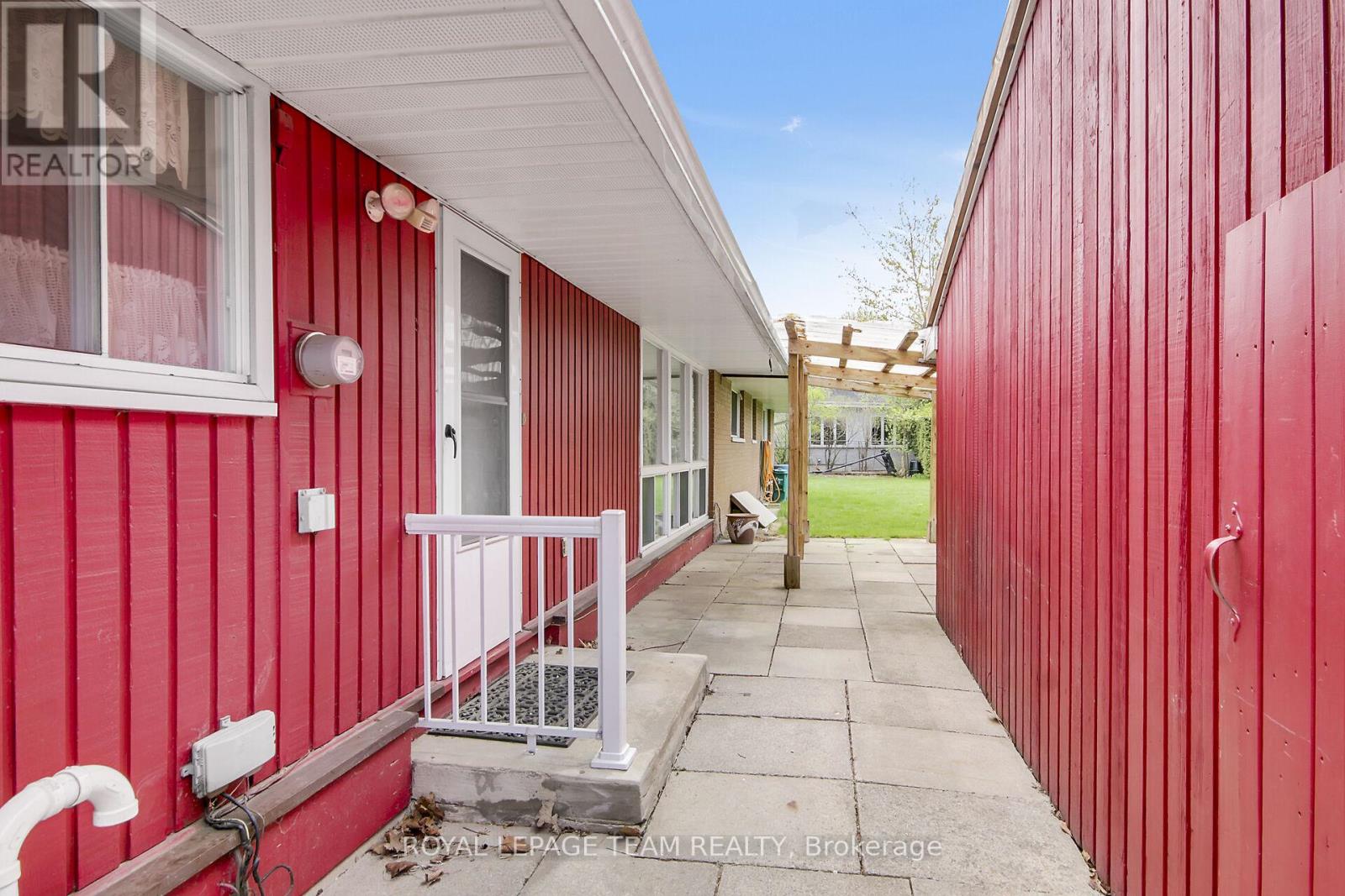 2 ALEUTIAN ROAD - 25