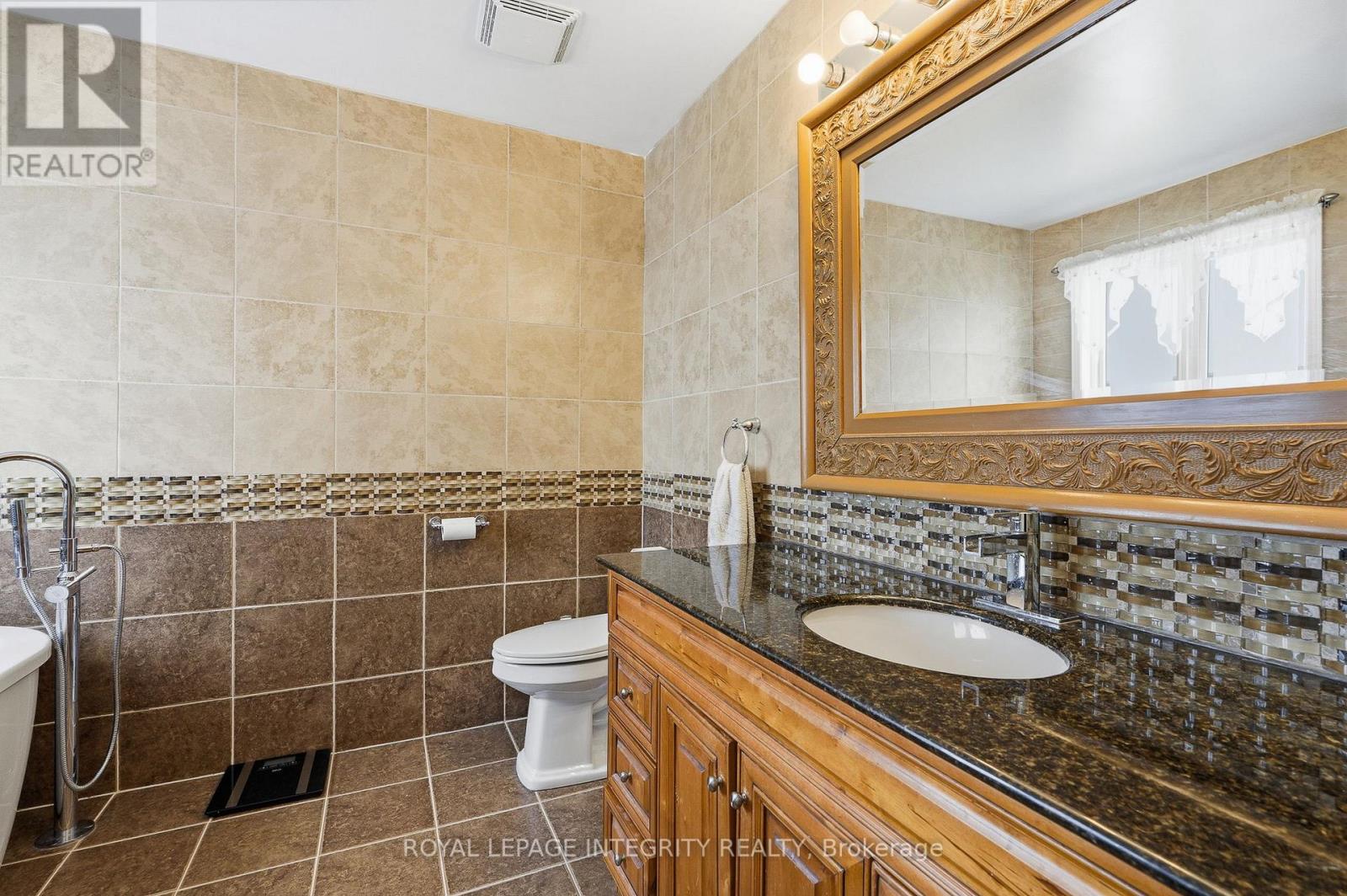 2104 SANDY OAKS DRIVE - 16