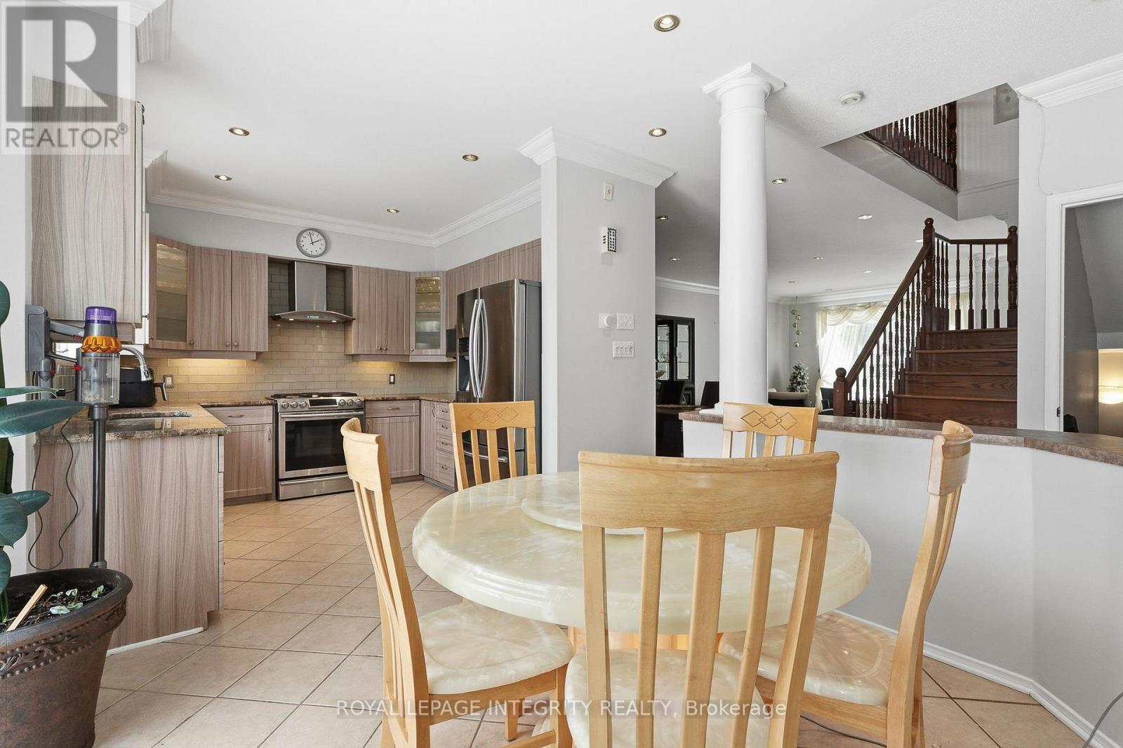 2104 SANDY OAKS DRIVE - 13